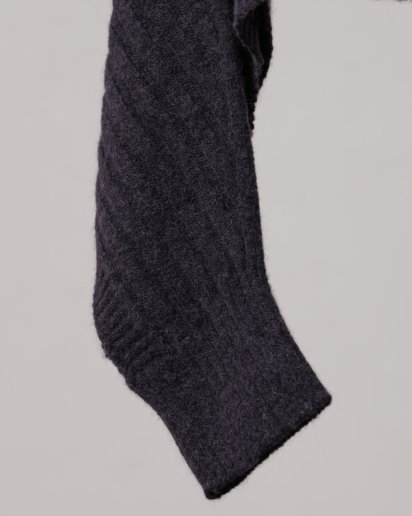 高領橫紋寬袖針織上衣(鐵灰)