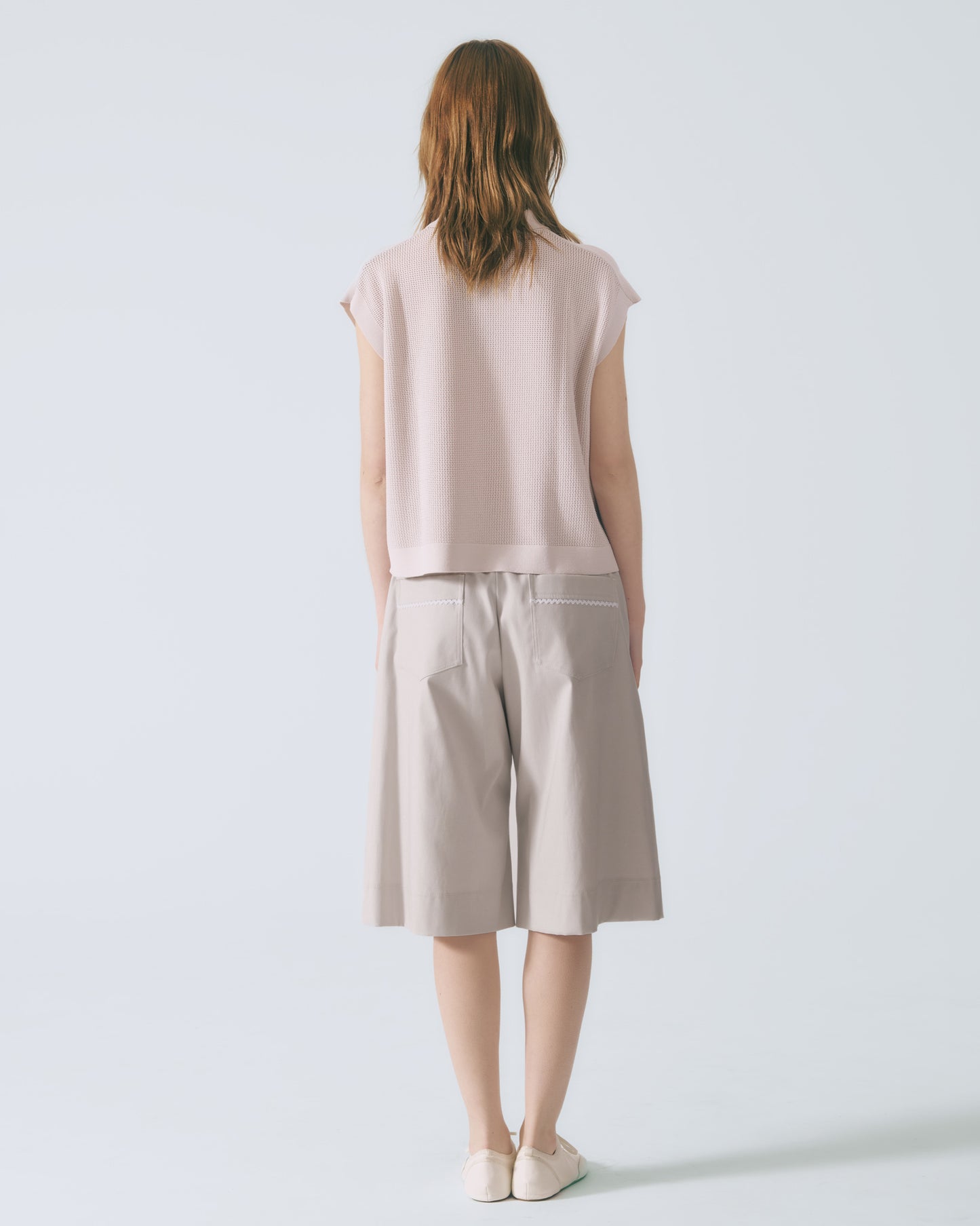 蕾絲切線五分寬褲(淺灰)