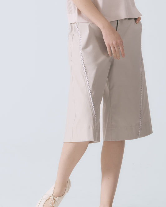 蕾絲切線五分寬褲(淺灰)