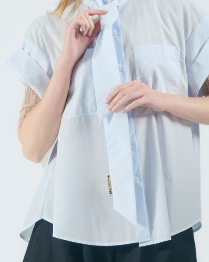 雙貼袋綁帶立領襯衫 (淺藍)
