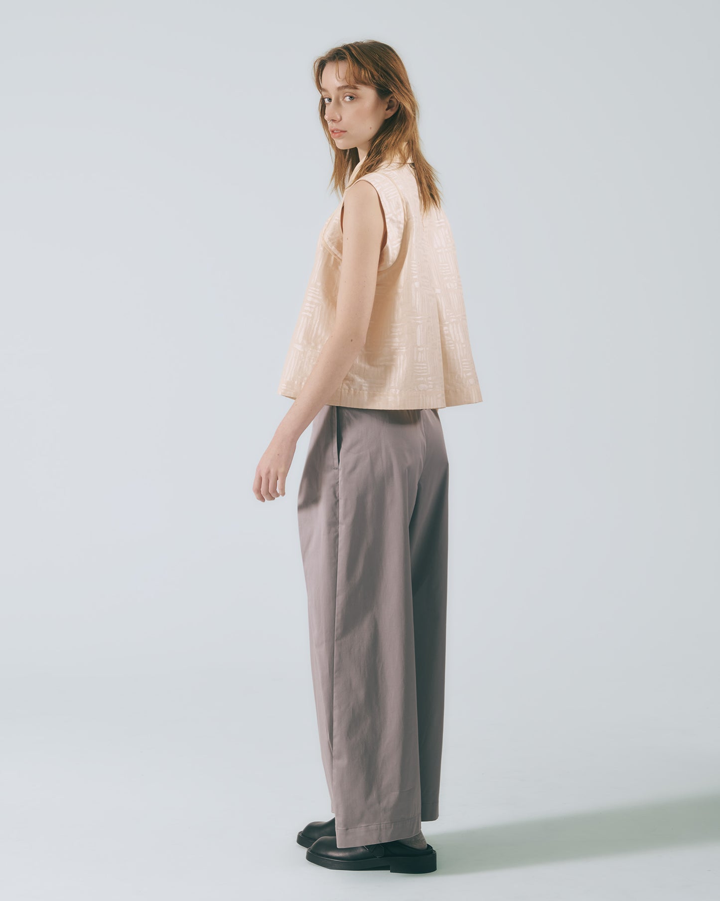 無袖襯衫領背心 (復古黃)