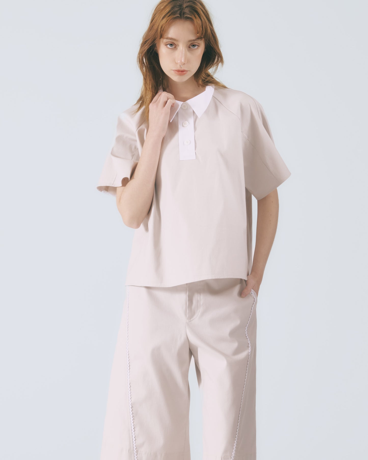 拼接領口短袖上衣 (淺灰)