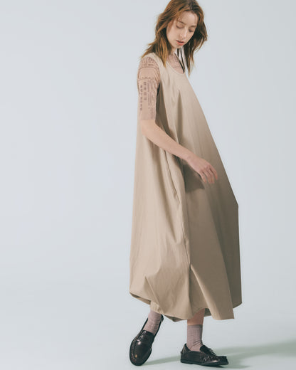 立體廓型無袖長洋裝 (卡其)
