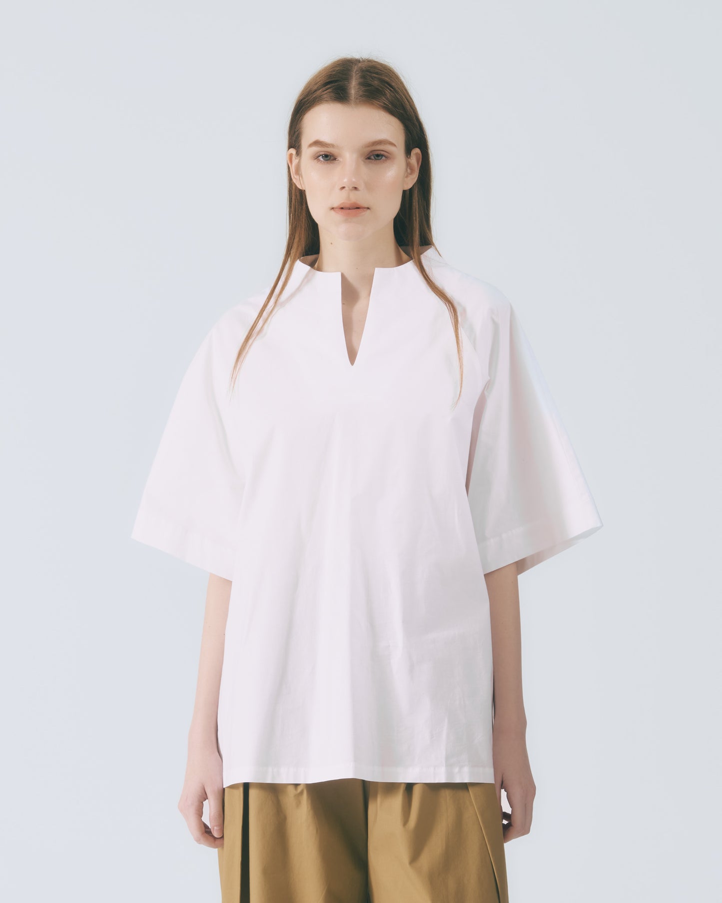 立開領寬袖上衣(白色)