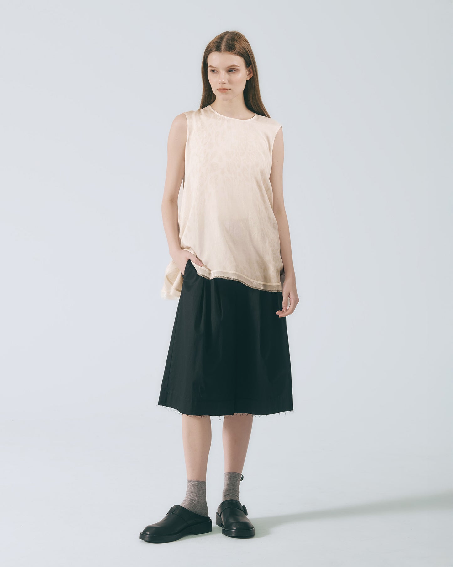 寬擺圓領無袖上衣 (粉豹)