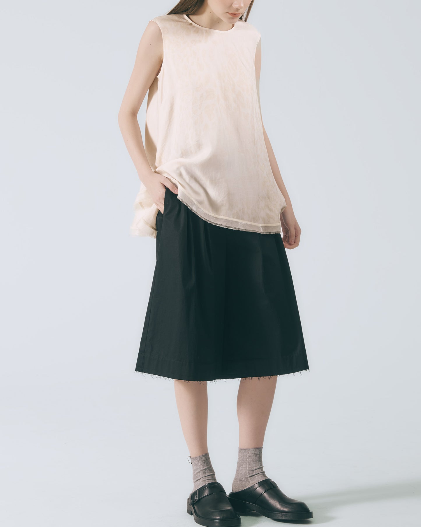 寬擺圓領無袖上衣 (粉豹)