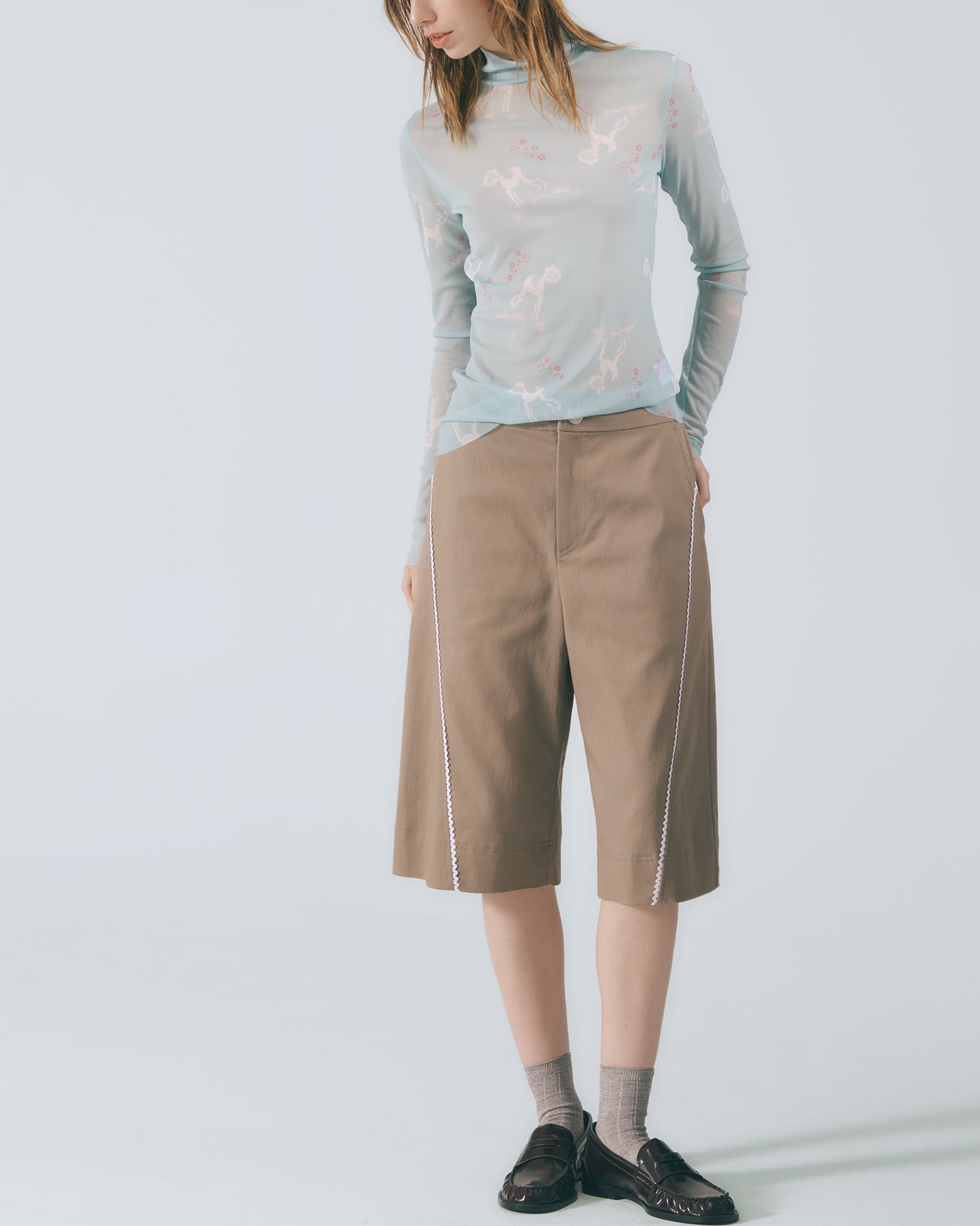 蕾絲切線五分寬褲(深棕)