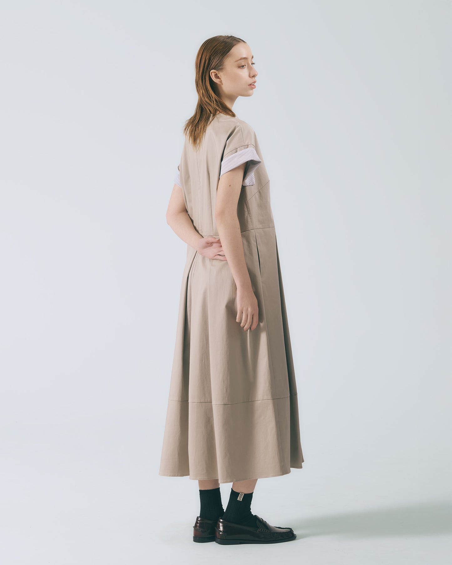 拼接打摺寬袖長洋裝(卡其)