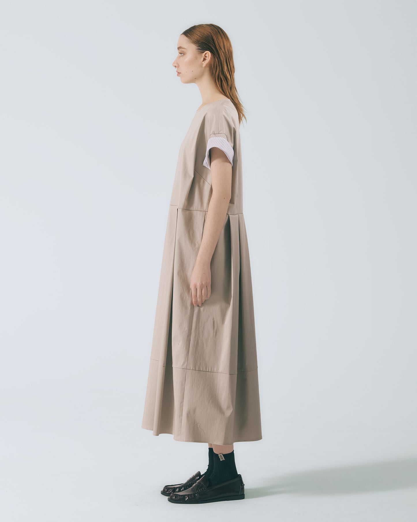 拼接打摺寬袖長洋裝(卡其)