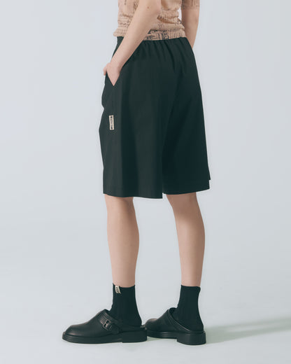 A字活褶五分褲 (黑色)