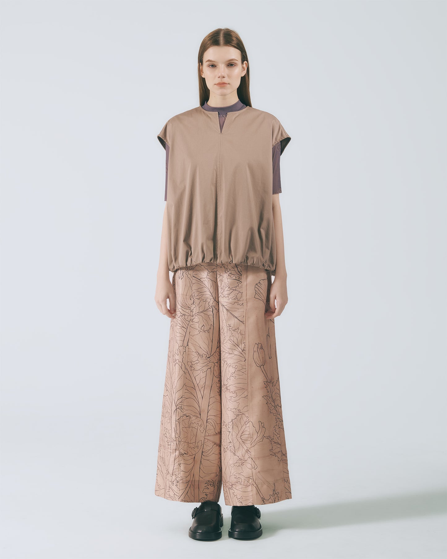 氣球感蓋袖上衣 (深棕)