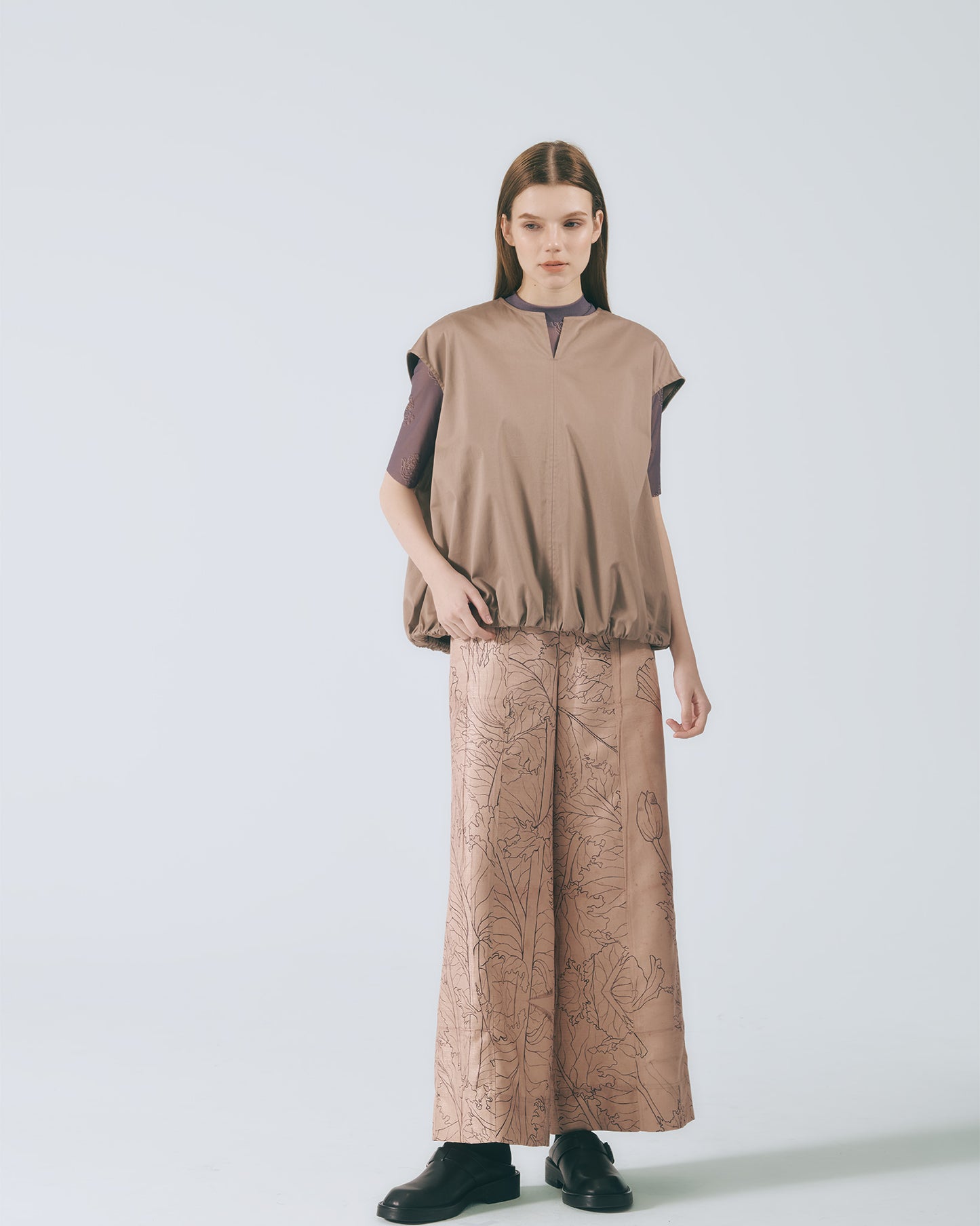 氣球感蓋袖上衣 (深棕)