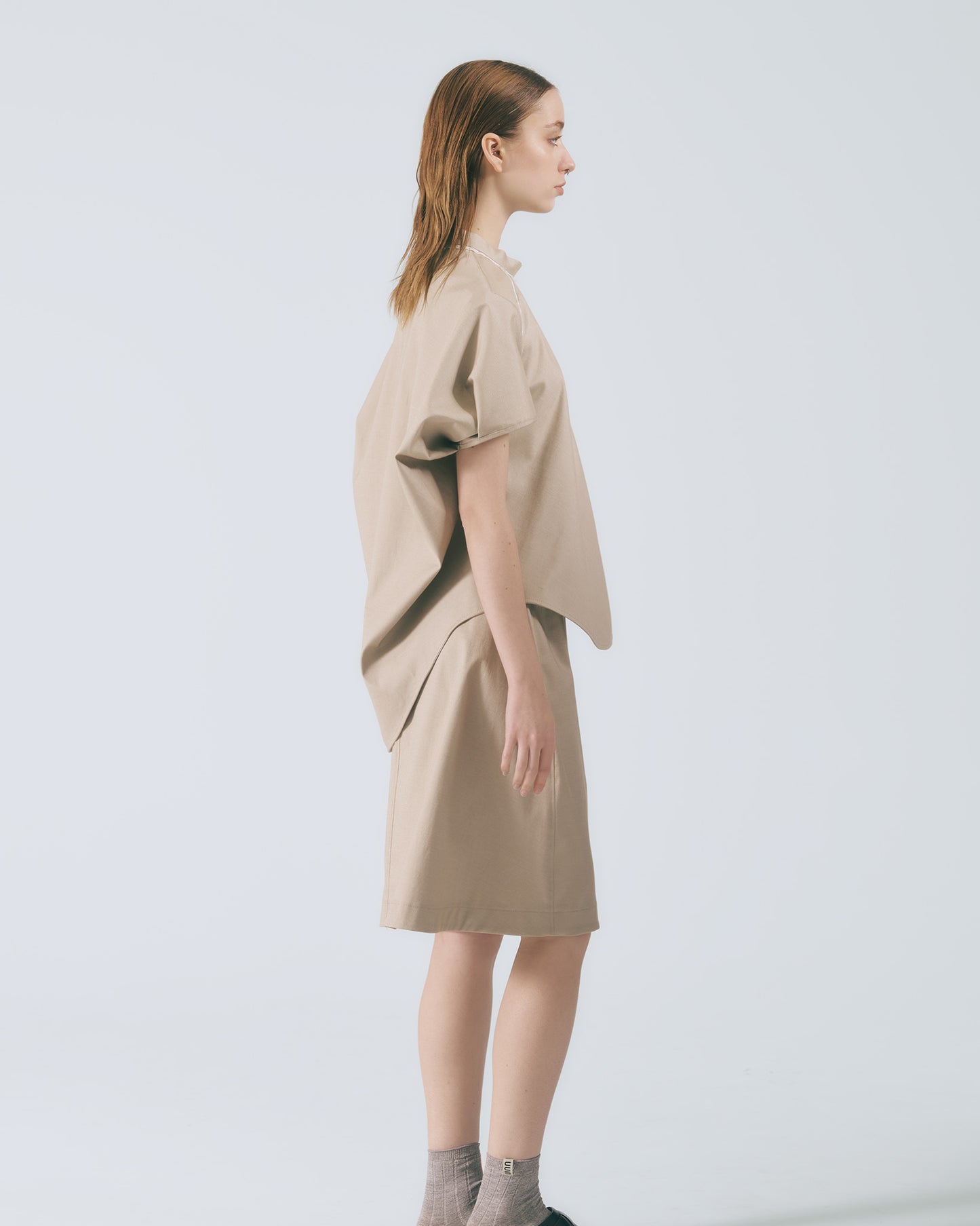 立體剪裁寬擺短褲 (灰卡其)