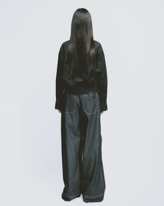 Textured black pleated dark collar short shirt 