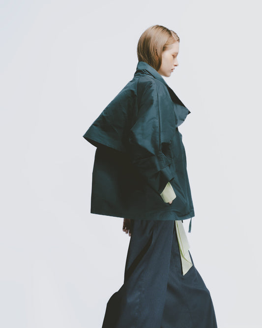 Stylish 5/4 sleeve windbreaker jacket (green)