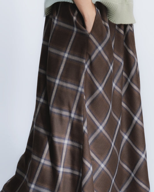 Retro coffee plaid loose skirt 
