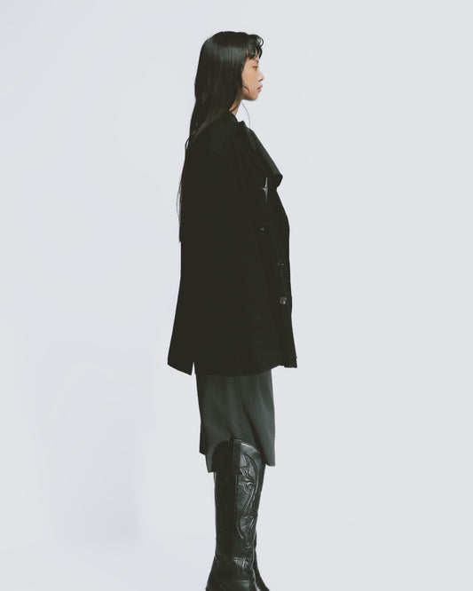 Cut-edge woolen collar suit jacket (black)