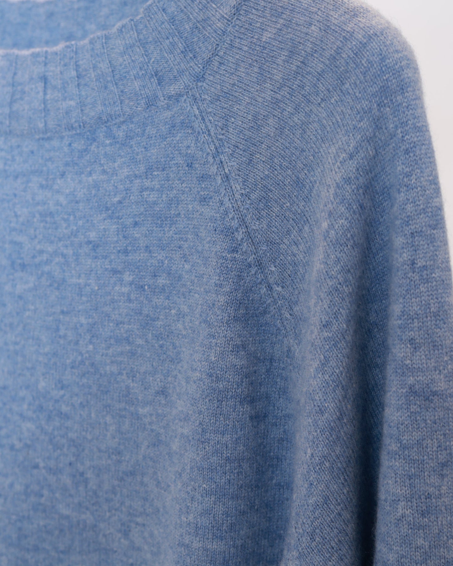 寬羅紋下擺羊毛針織上衣