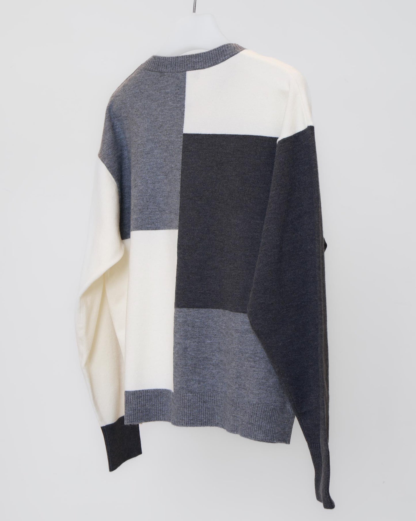 色塊拼接長袖針織上衣(灰色)
