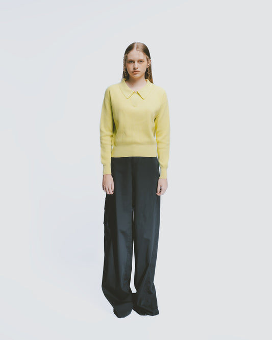Half-open pointed collar short-sleeved fitted sweater (yellow) 